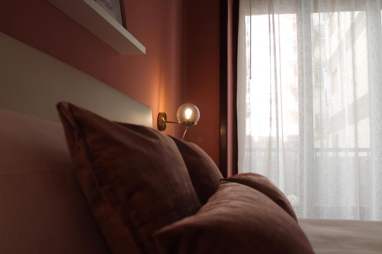Casa Hari Bed & Breakfast ซาแลร์โน ภายนอก รูปภาพ