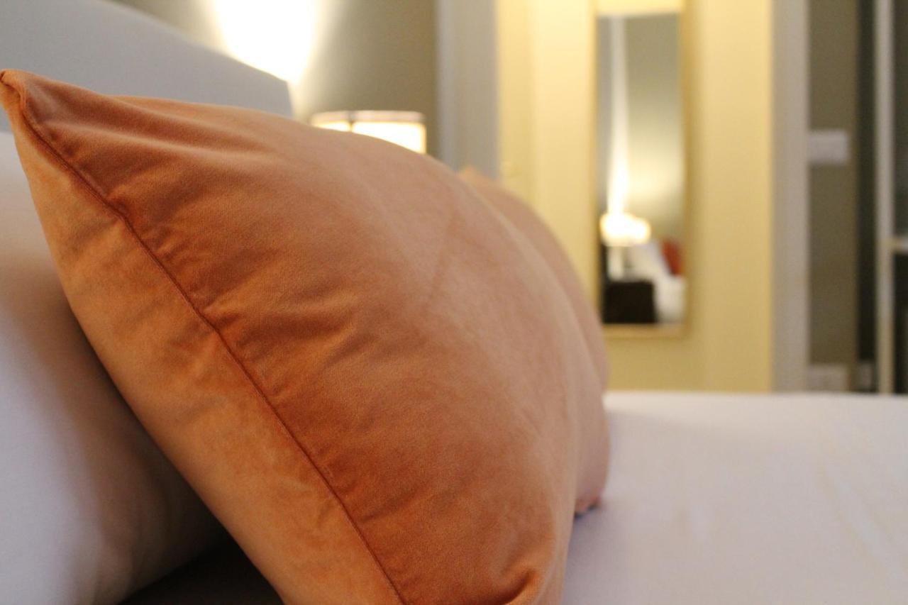 Casa Hari Bed & Breakfast ซาแลร์โน ภายนอก รูปภาพ