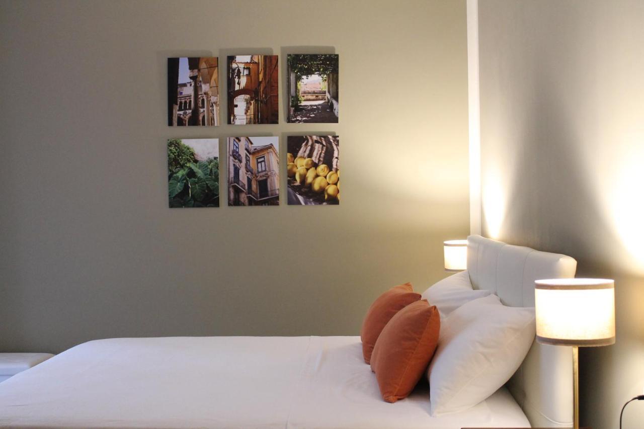 Casa Hari Bed & Breakfast ซาแลร์โน ภายนอก รูปภาพ